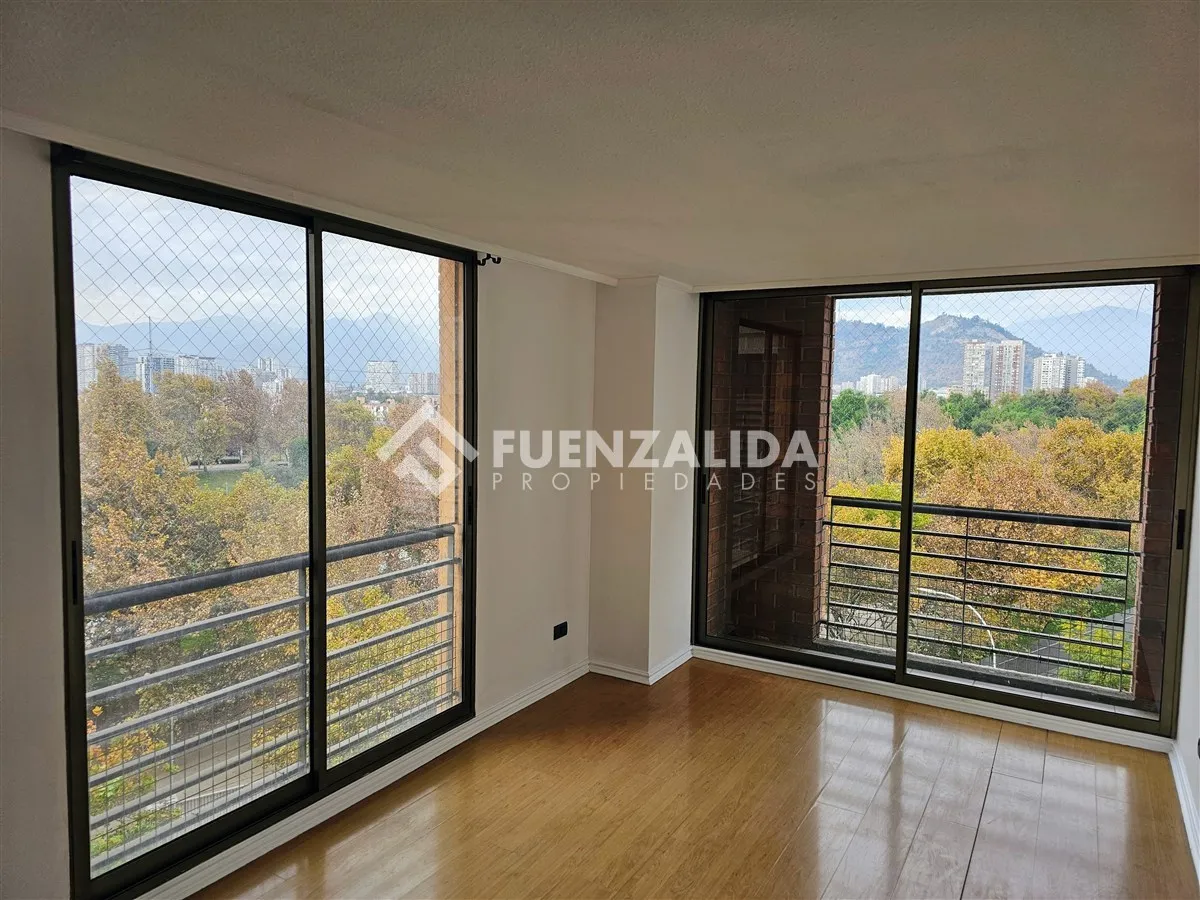 Imagen 1 de 29 de Arriendo Departamento Santiago 3 Dorm Estacionamiento Bodega