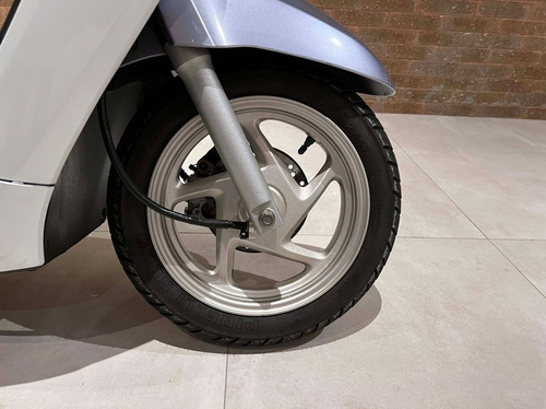 Imagem 3 de 9 de Honda Lead 110