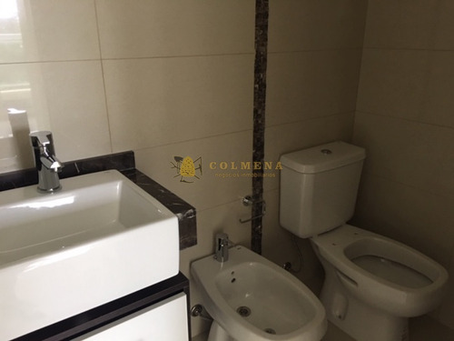 Penthouse En La Mansa Con Vista Al Mar A Estrenar, Cuenta2 Parrilleros Propios,en Azotea Y A Nivel Liv/comedor. Consulte!!!!!! Se Puede Financiar.- Ref: 2051