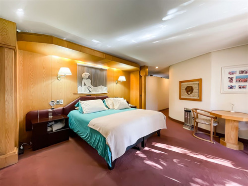 Casa En Venta De 7 Dorm. En Las Condes