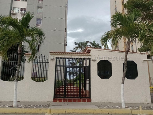  Sp  Apartamento En  Venta En  Las Trinitarias Barquisimeto  Lara, Venezuela. 3 Dormitorios  2 Baños  86.59 M² 