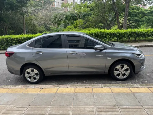 Chevrolet Onix 1.0t Automática