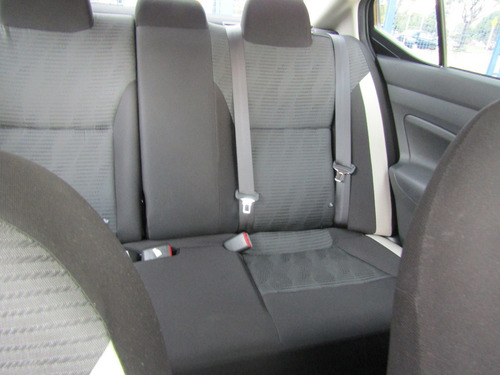 Imagen 12 de 15 de Nissan Versa