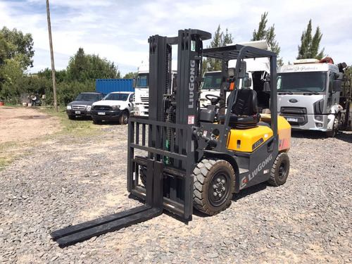 Autoelevador Liugong 3.500kg Torre Triple Con Desplazador