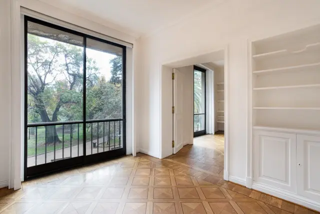 Imagen 3 de 13 de Departamento En Venta En Parque Forestal Lastarria