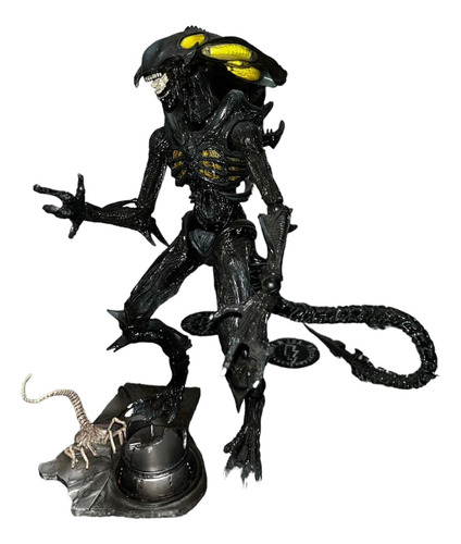 Alien Queen Playarts Kai Colonial Marines Ko Toys Figura
