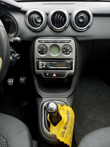 Imagem 14 de 20 de Citroën C3 2014 1.6 Vti 16v Exclusive Flex 5p