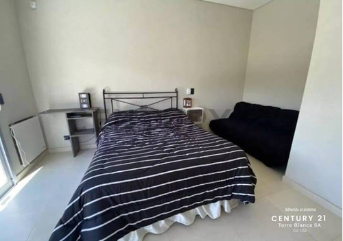 Alquiler Anual! Casa En Barrio Nayades - Pinamar