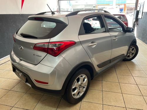 Hyundai HB20X 1.6 Style Flex 5p
