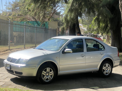 Volkswagen Jetta 2.5 Trendline At