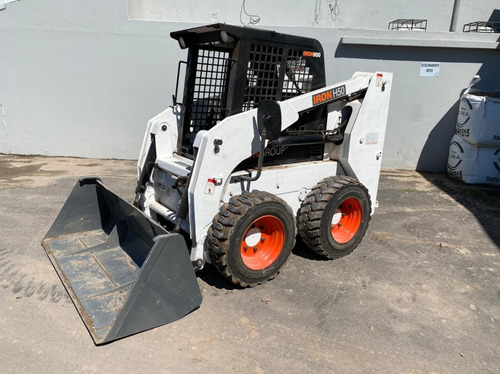 Minicargadora Iron H50