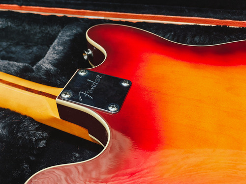Fender Starcaster Diestro Rojo Maple (Usado)