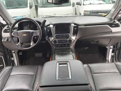 Chevrolet Suburban 2017 5.4 Premier Piel 4x4 At
