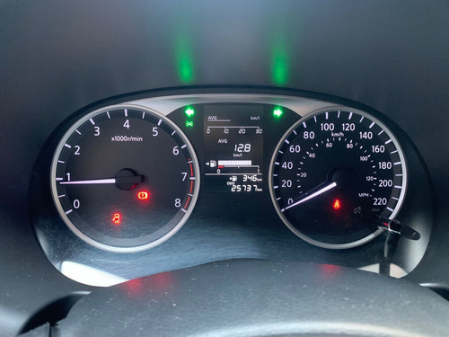 Imagen 13 de 15 de Nissan Kicks 2020 1.6 Sense Mt