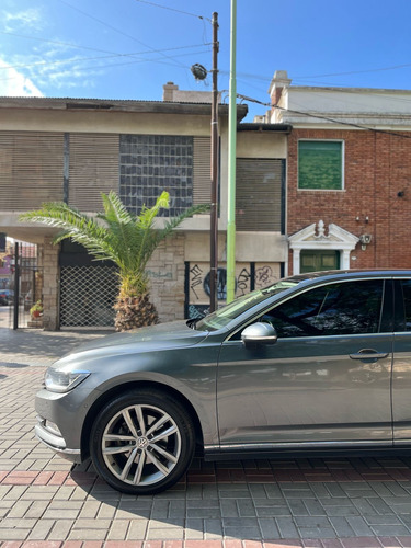 Volkswagen Passat 2.0 Tsi Highline 220cv