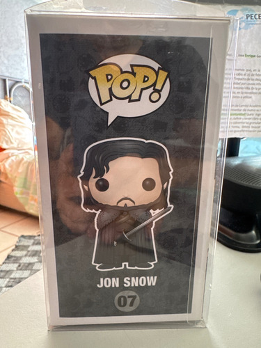 Funko Pop Jon Snow Hot Topic (Usado)