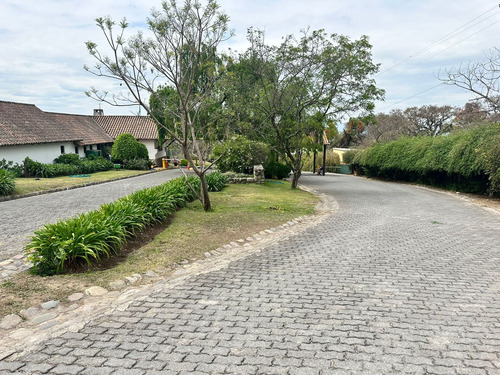 Terreno En Venta Altos De San Lorenzo 4335 M2