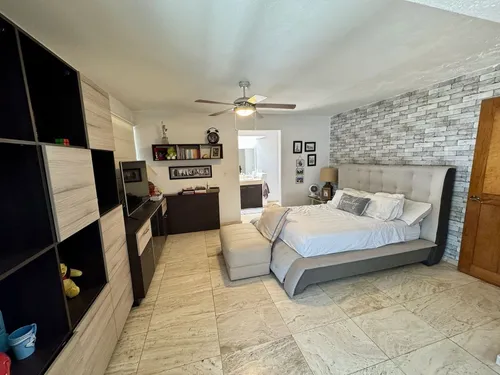 Céntrica Residencia En Venta- Rinconada Jacarandas
