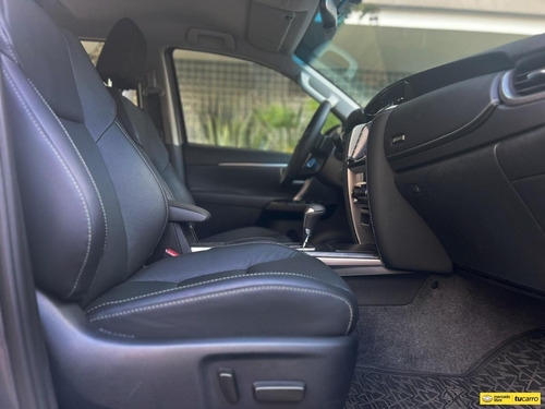 Imagen 16 de 25 de Toyota Fortuner Srv 4x4 2.7 Gasolina Entrega Inmediata Estre