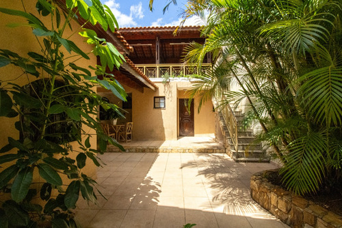 Casa Térrea Com 3 Dormitórios À Venda, 223 M², Vila Galvão, Guarulhos - Sp