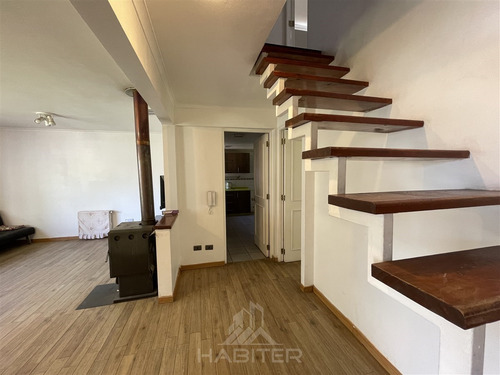 Casa Avda. Rucatremu En Arriendo De 4 Dorm. En Curicó