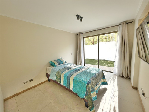 Casa En Arriendo De 4 Dorm. En Huechuraba