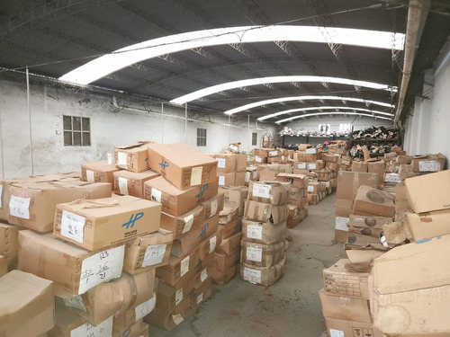 Imagen 3 de 4 de Depósito - Lanús