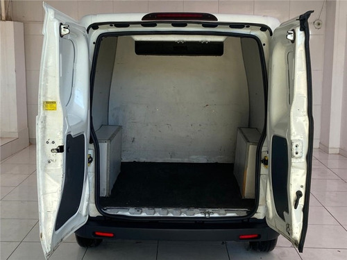 Imagem 9 de 12 de Fiat Fiorino 1.4 Mpi Furgão 8v Flex 2p Manual