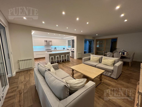 Imagen 1 de 20 de Casa - Banfield Oeste