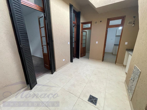 Imagen 4 de 29 de 2 Amb Pb Baja Con Patio Y Gran Terraza. Reciclado!