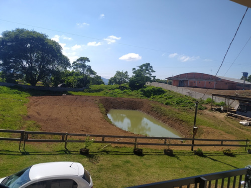 Sítio Com Casa Nova, Com Dois Pavimentos, Aproximadamen300m2