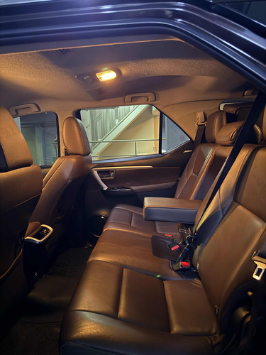 Toyota Sw4 4x4 Srx 2,8 Tdi 6 A/t 7a