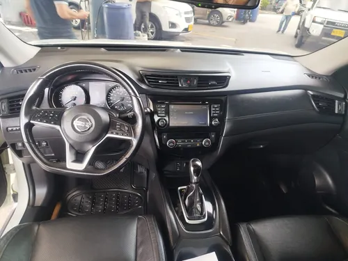 Nissan X-Trail 2.5 Exclusive