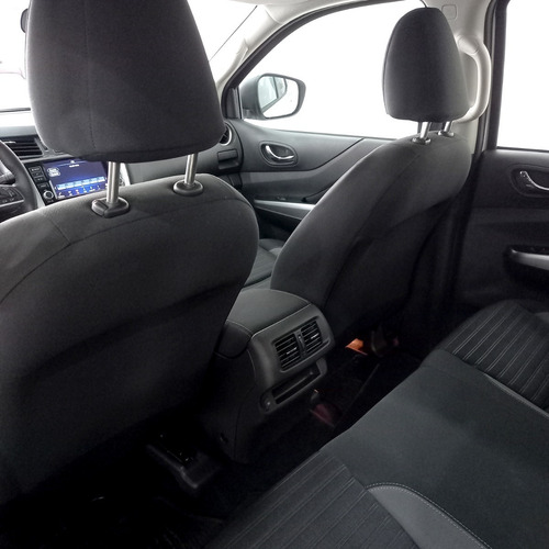 Imagen 17 de 25 de Nueva Nissan Frontier Xe 4x4 Mt 2022