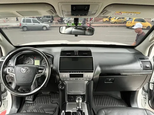 Toyota Prado Txl 3.0 At Diésel Blindaje 2 Plus