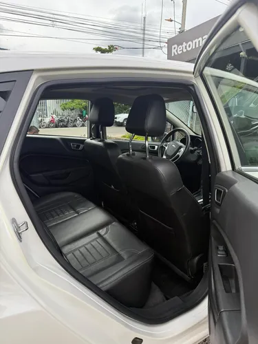 Ford Fiesta 1.6 Hatchback Titanium