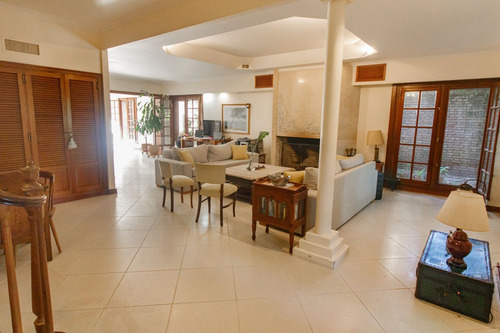 Alquiler Importante Casa-acassuso Exclusivo- 586m2