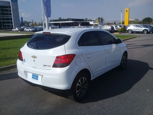Chevrolet Onix 5p 1.4 Ltz Sedan 5 Puertas Rd