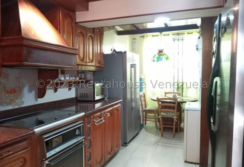 Casa En Venta En Los Parques 24-13456 Yf