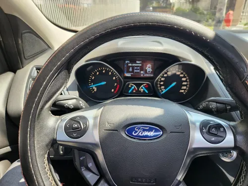 Ford Escape 2.0 Titanium