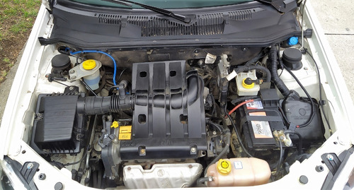 Fiat Palio Weekend Trekking 1.4 Audio Multimedia Y Subwoofer