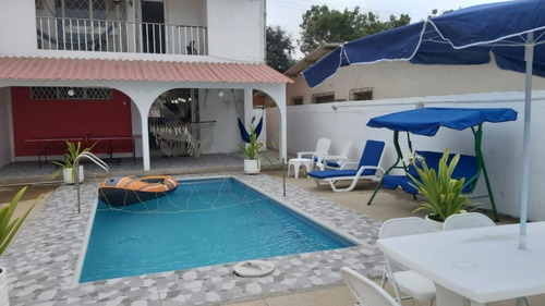 Imagen 9 de 16 de Vendo Villa 2 Plantas Salinas, Puerto Lucía, Con Piscina Y Garaje Privado, Amoblada, 3 Dormitorios, 3 Baños, Sala Comedor Cocina, Aires Acondicionados, Televisores, Camas, Porche Con Hamacas, Barbecue