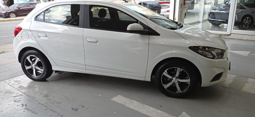 Chevrolet Onix Ltz Mt 2017 Forestcar Balbin #5