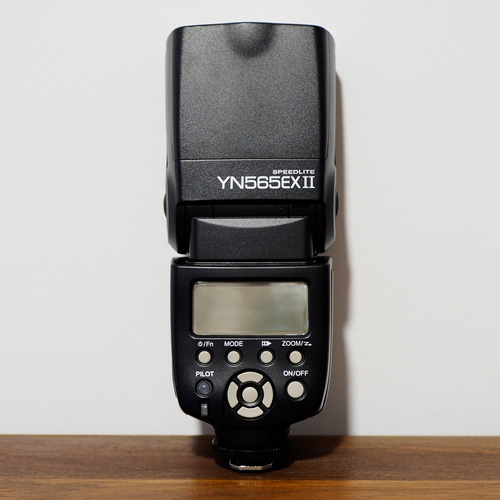 Flash Yongnuo Speedlite Yn565ex Ii Para Canon -igual A Nuevo