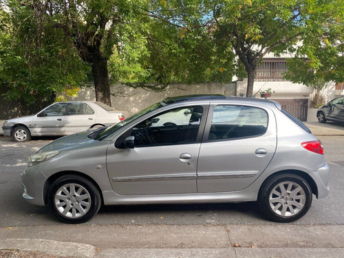 Peugeot 207 Compact