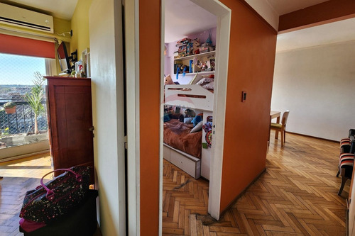 Venta Depto 3 Ambientes Al Frente, Don Bosco.