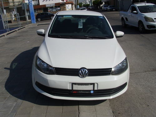 Imagen 2 de 9 de Volkswagen Gol Sedan 2014