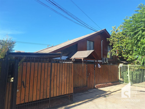 Casa En Venta De 3dorm-1baños. Maipú C2j