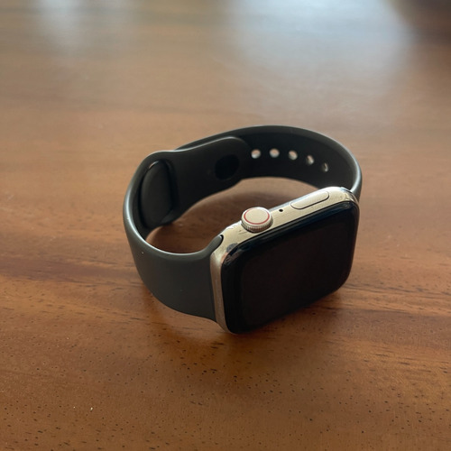Apple Watch Serie 4, De Acero Inoxidable De 44mm, Como Nuevo (Usado)