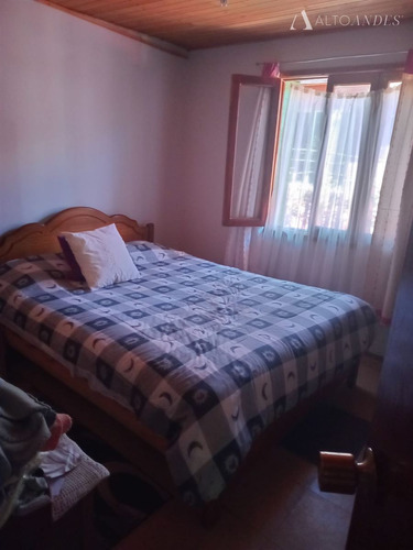Casa En Venta De 5 Dorm. En Marchigüe